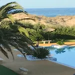 Nova Casas Del Mar アパート